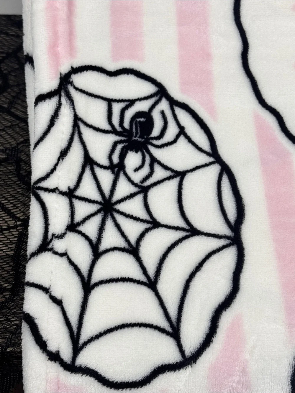 NEW Juicy Couture Spiders Spiderwebs and Bows Halloween Blanket